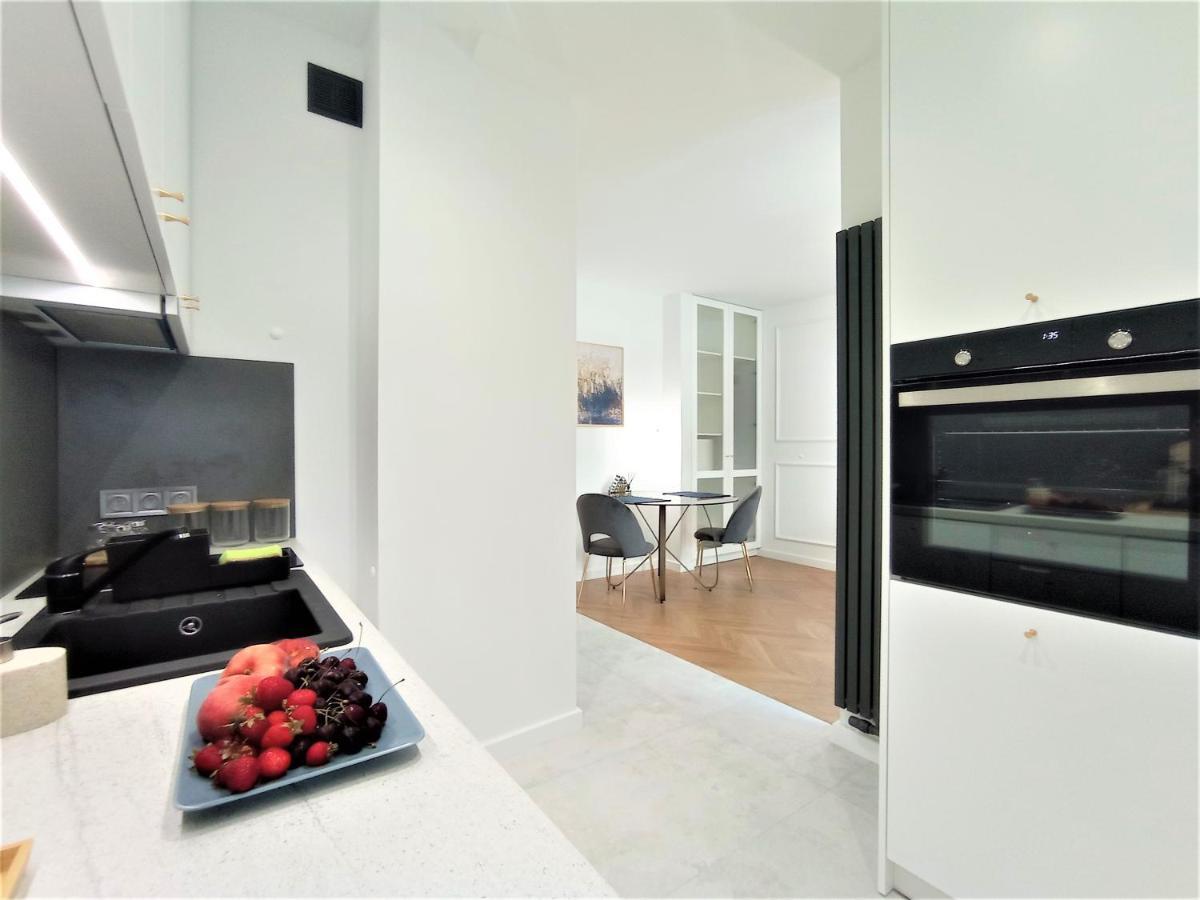 Mki Apartments - Chmielna 73 C B&B Warsaw City Center Apartment ภายนอก รูปภาพ